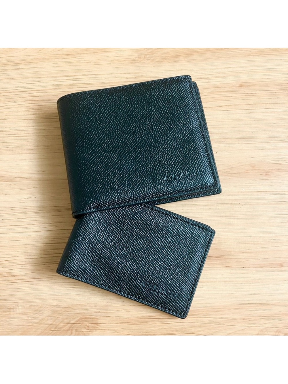 Coach Compact ID Wallet in Crossgrain Leather # F59112